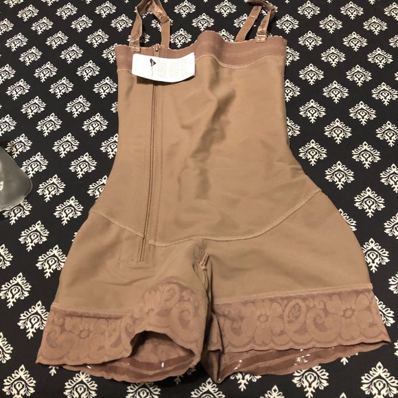 Dresses & Skirts - CURVE IT UP SHAPEWEAR